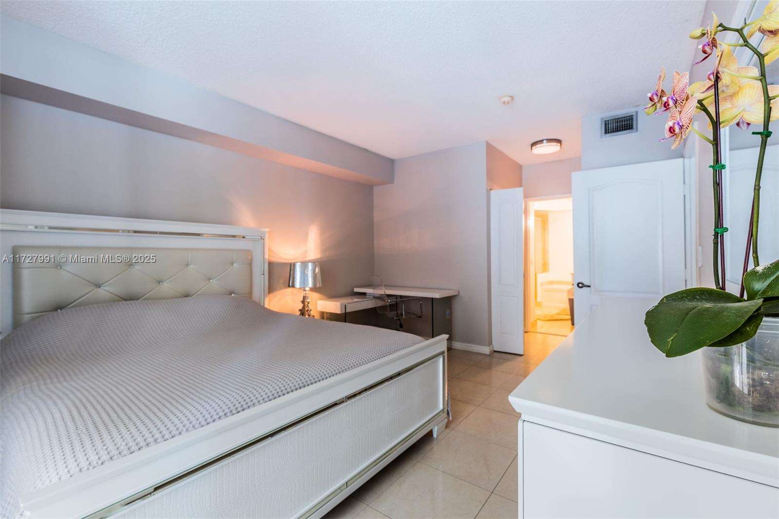 King David at 17555 Atlantic Blvd, Sunny Isles Beach, FL 33160 - For Rent photo 33