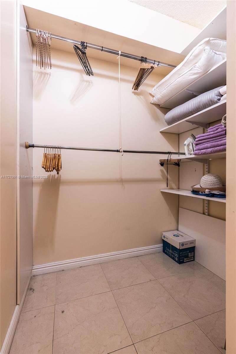King David at 17555 Atlantic Blvd, Sunny Isles Beach, FL 33160 - For Rent photo 37