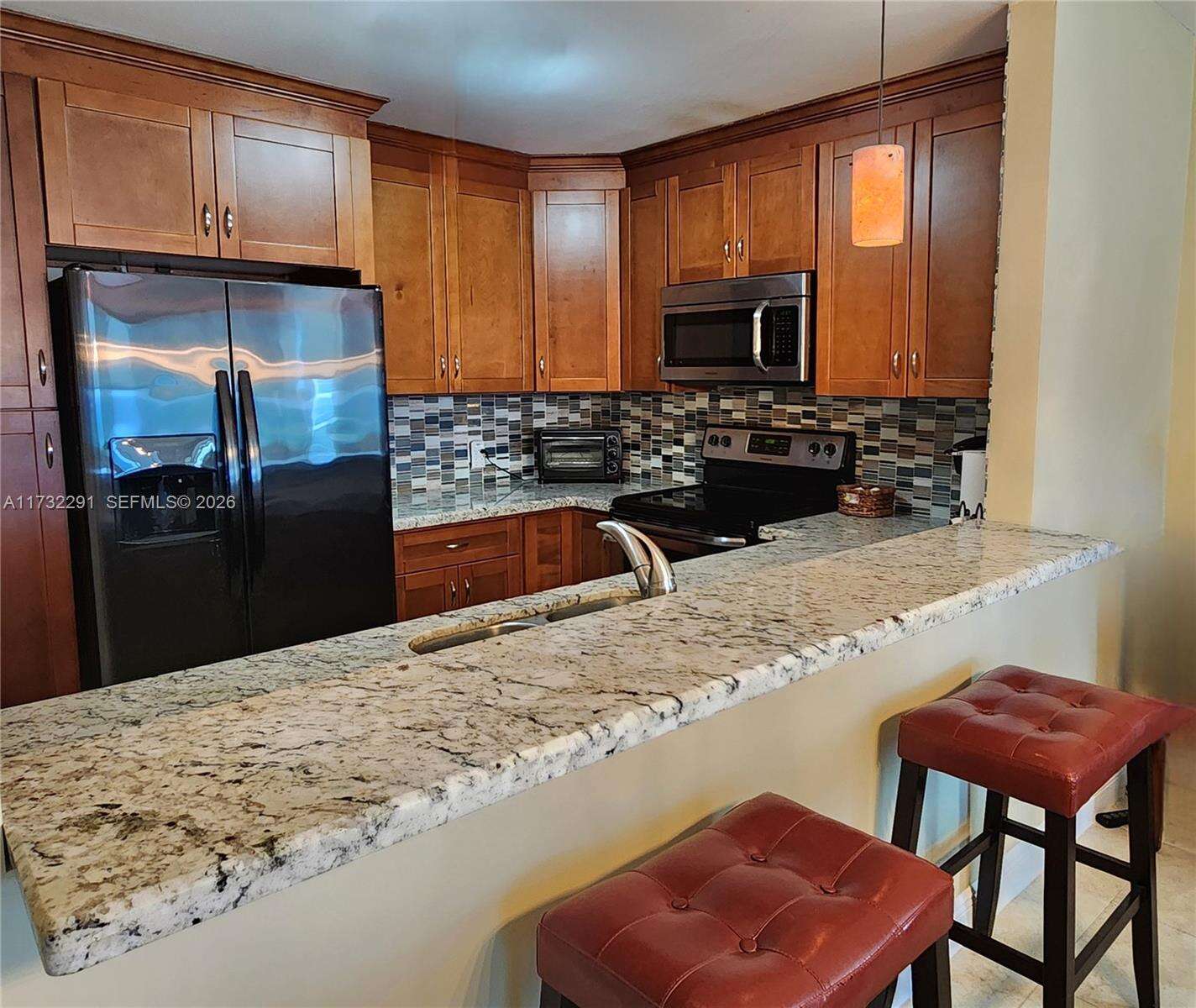 Alexander Towers at 3505 Ocean Dr, Hollywood, FL 33019 - For Rent photo 5