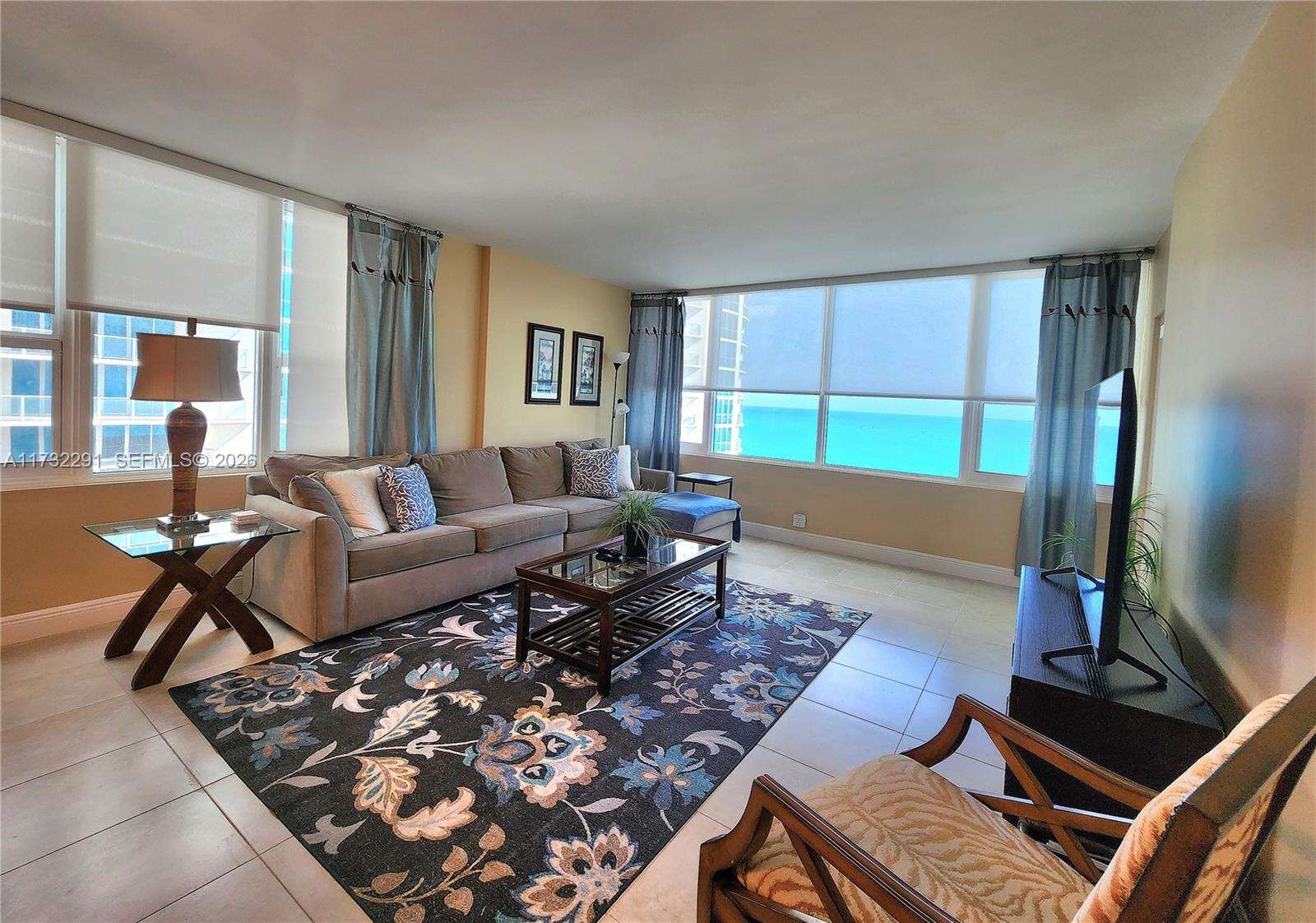 Alexander Towers at 3505 Ocean Dr, Hollywood, FL 33019 - For Rent photo 8