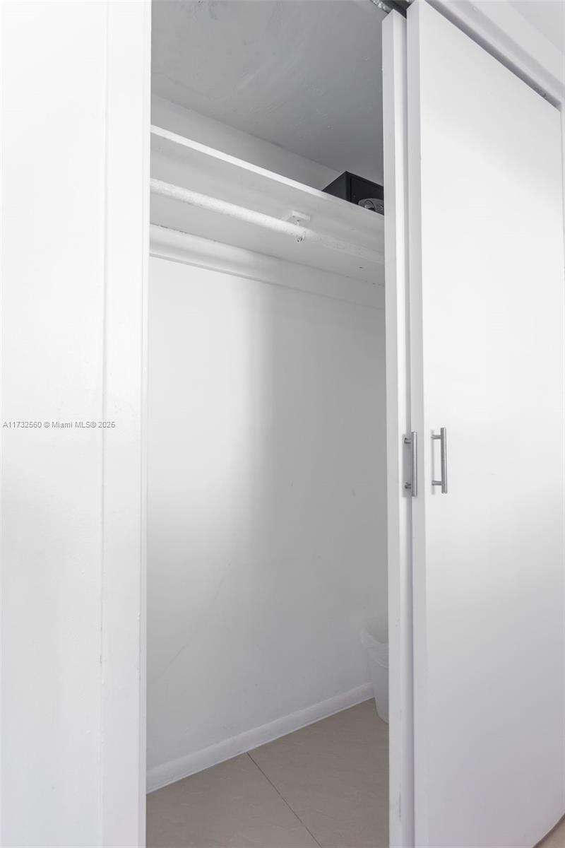 Castle Beach Club at 5445 Collins Ave, Miami Beach, FL 33140 - For Rent photo 15