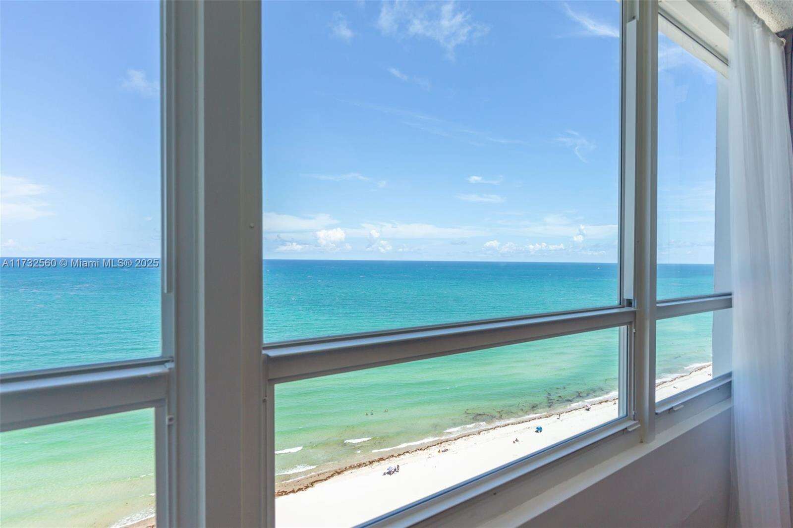 Castle Beach Club at 5445 Collins Ave, Miami Beach, FL 33140 - For Rent photo 10