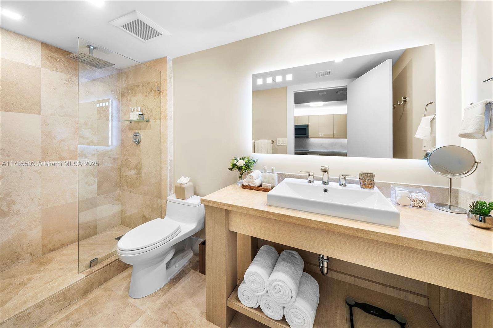 Roney Palace at Miami Beach, FL 33139 - For Rent photo 18
