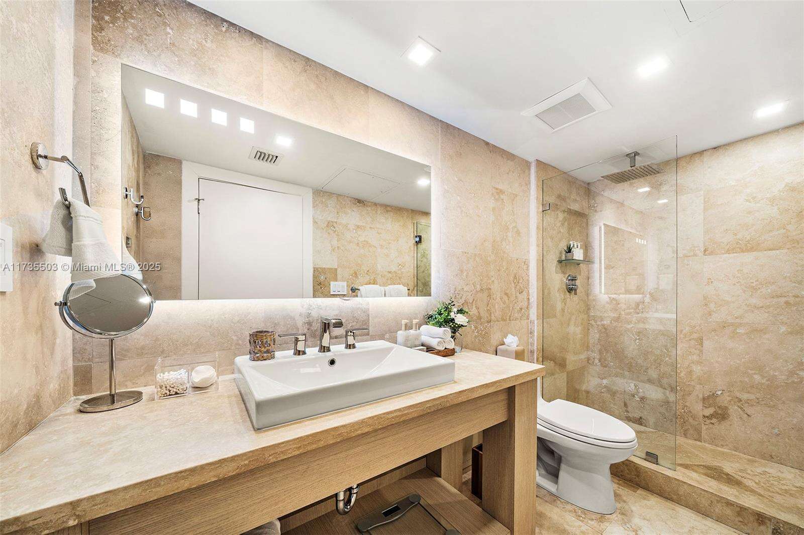 Roney Palace at Miami Beach, FL 33139 - For Rent photo 30