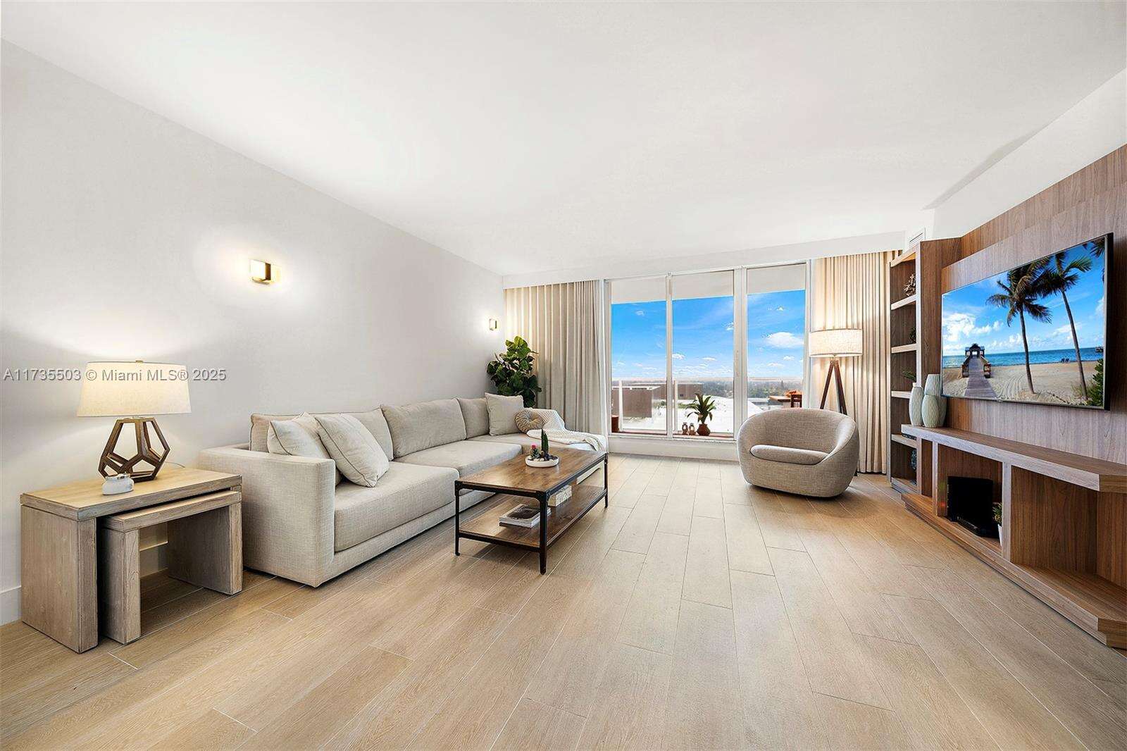 Roney Palace at Miami Beach, FL 33139 - For Rent photo 7
