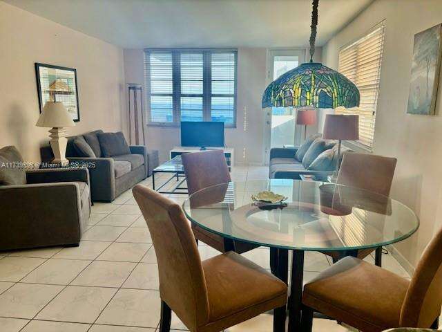 Decoplage at 100 Lincoln Rd, Miami Beach, FL 33139 - For Rent photo 2