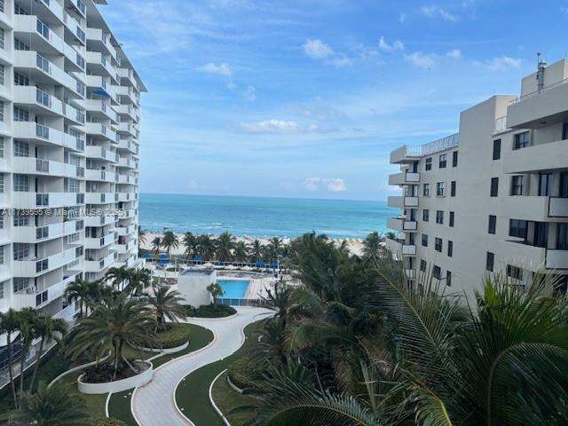 Decoplage at 100 Lincoln Rd, Miami Beach, FL 33139 - For Rent photo 11