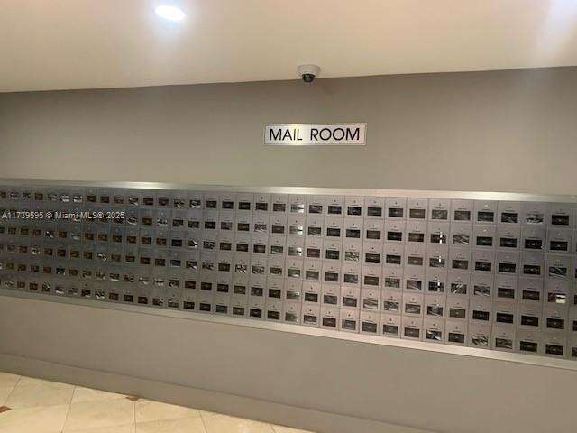 Decoplage at 100 Lincoln Rd, Miami Beach, FL 33139 - For Rent photo 21