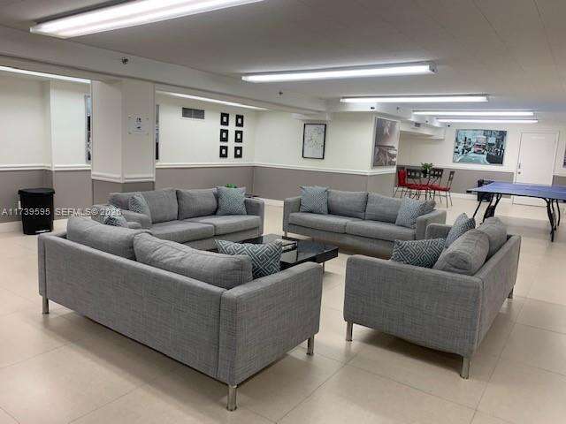 Decoplage at 100 Lincoln Rd, Miami Beach, FL 33139 - For Rent photo 32