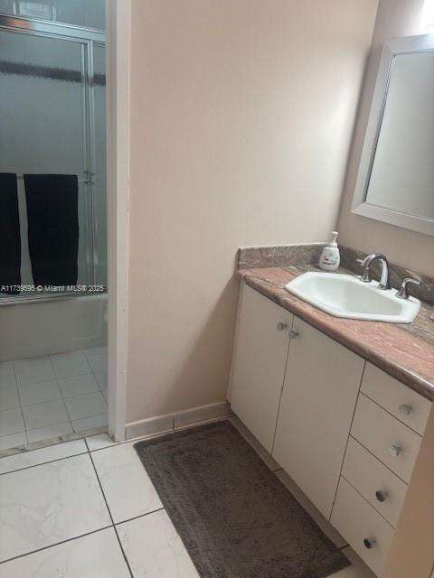 Decoplage at 100 Lincoln Rd, Miami Beach, FL 33139 - For Rent photo 8
