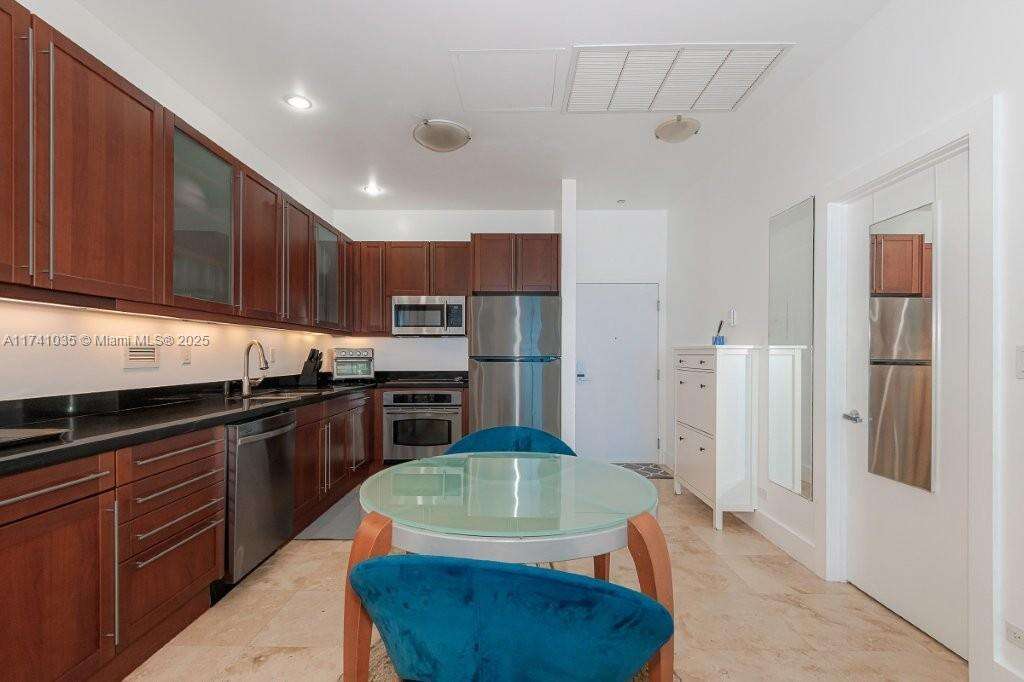 Roney Palace at 2301 Collins Ave, Miami Beach, FL 33139 - For Rent photo 20