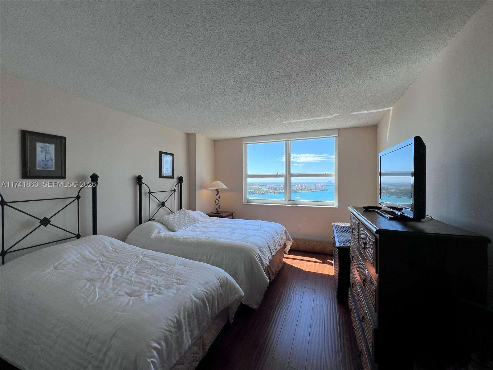Yacht Club At Portofino at 90 Alton Rd, Miami Beach, FL 33139 - For Rent photo 8
