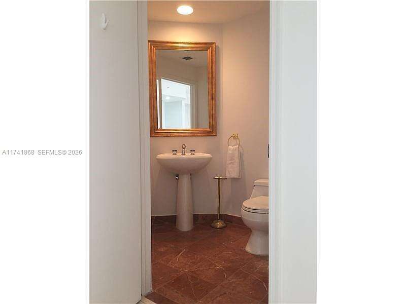 One Tequesta Point at 888 Brickell Key Dr, Miami, FL 33131 - For Rent photo 13