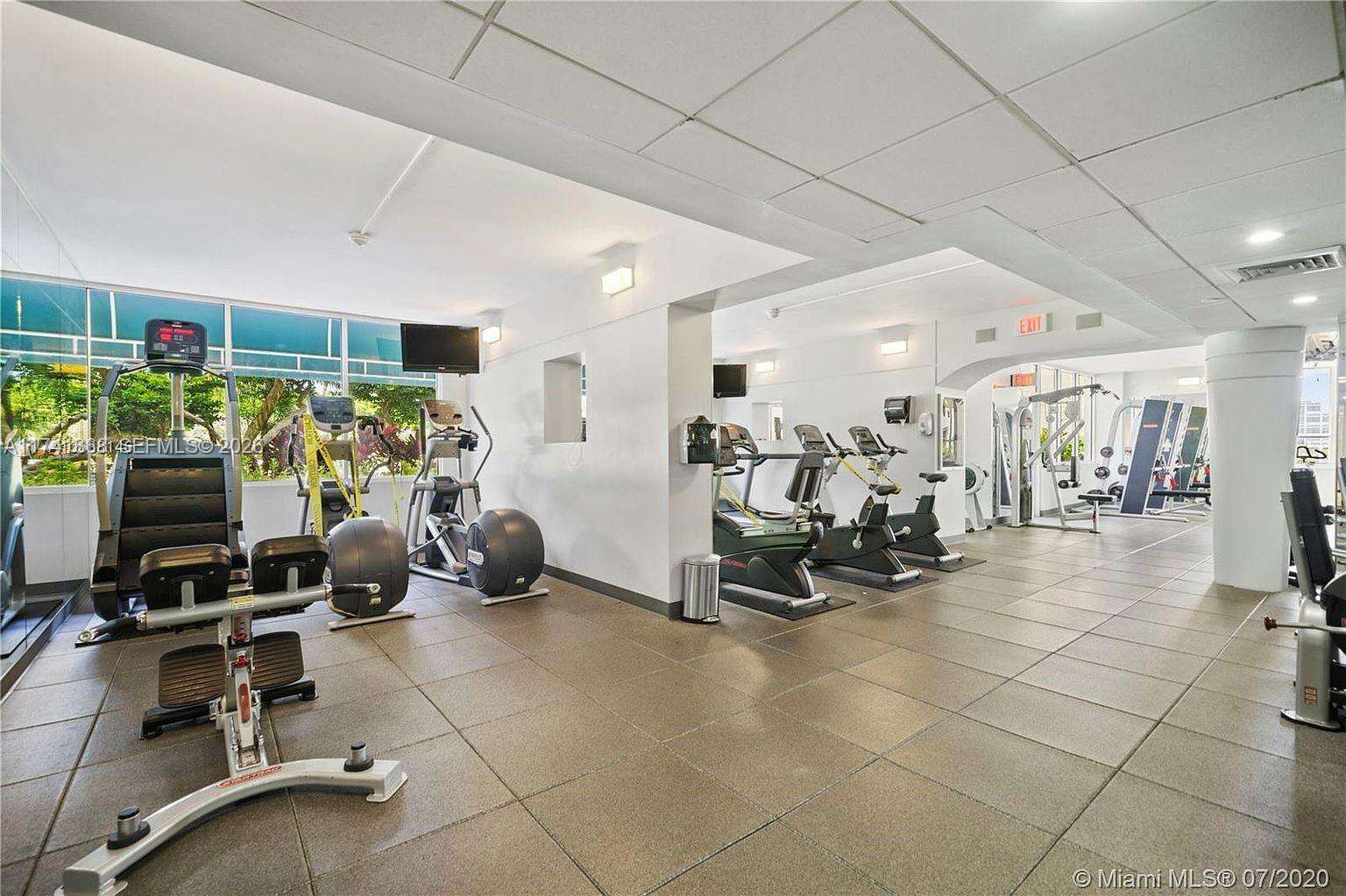 One Tequesta Point at 888 Brickell Key Dr, Miami, FL 33131 - For Rent photo 21