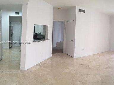 One Tequesta Point at 888 Brickell Key Dr, Miami, FL 33131 - For Rent photo 5