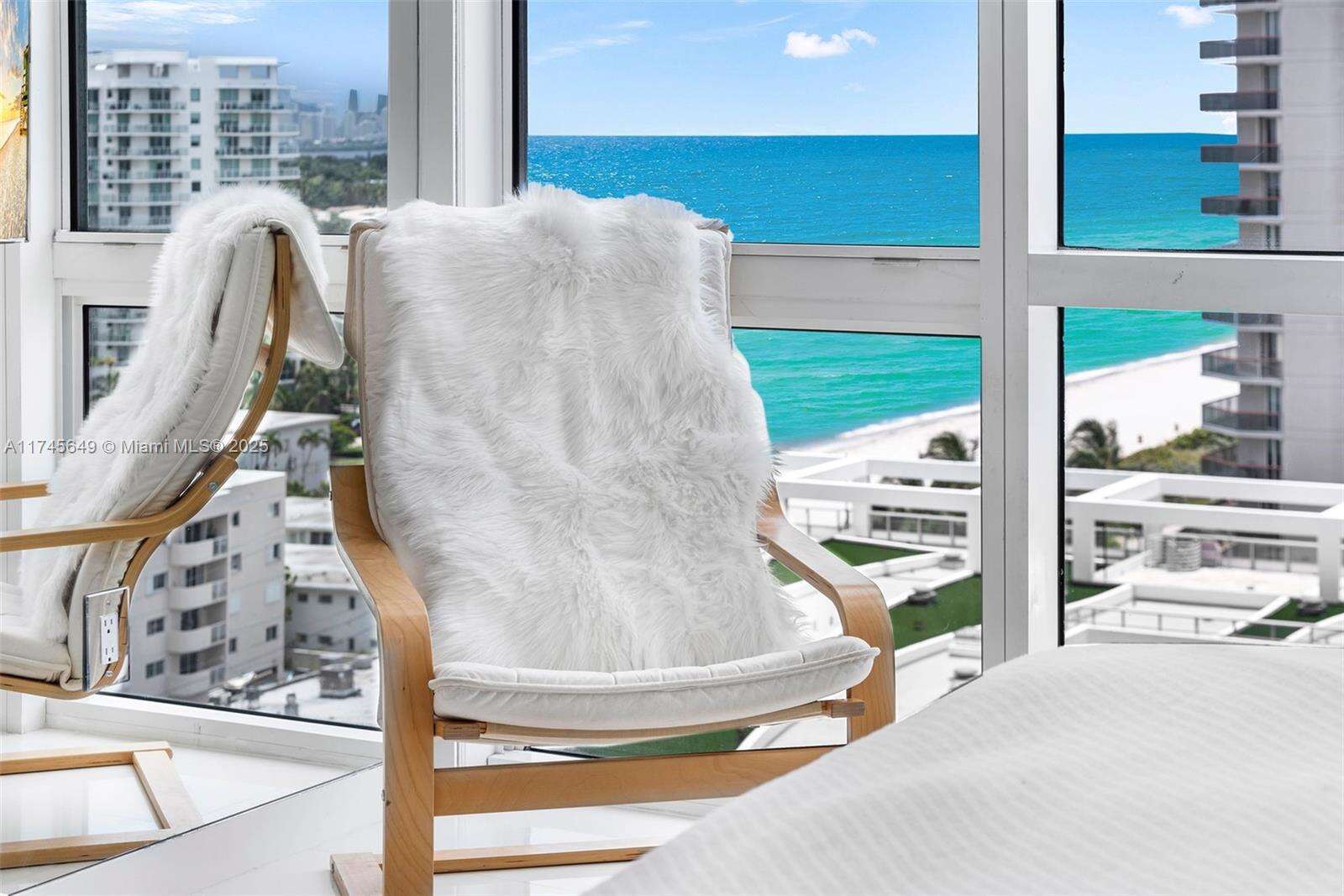 Central Carillon at 6801 Collins Ave, Miami Beach, FL 33141 - For Rent photo 16