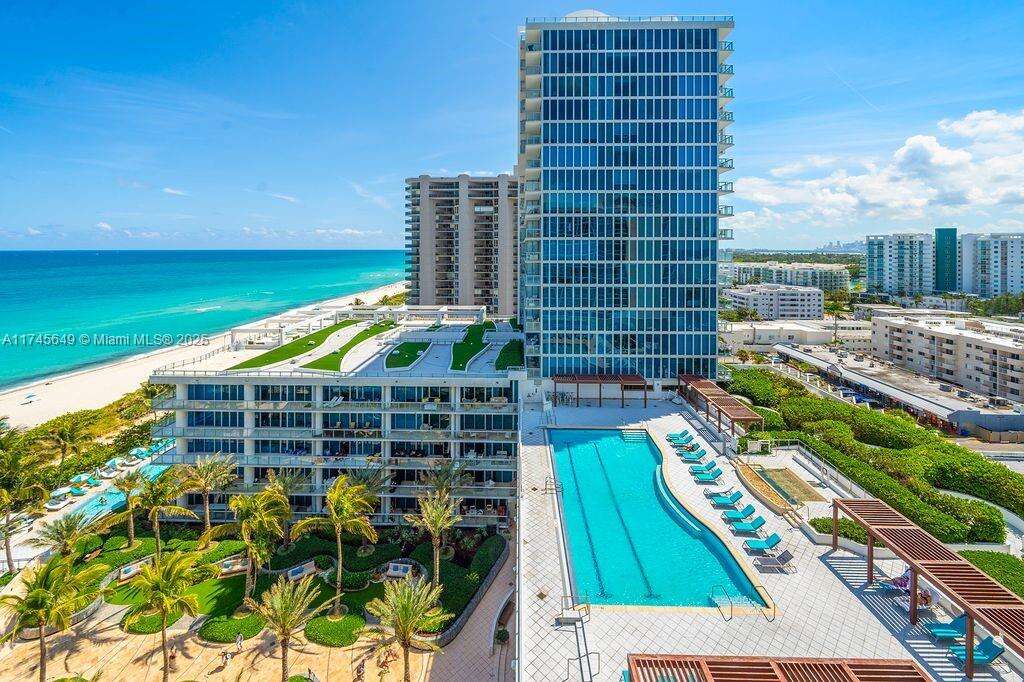 Central Carillon at 6801 Collins Ave, Miami Beach, FL 33141 - For Rent photo 32