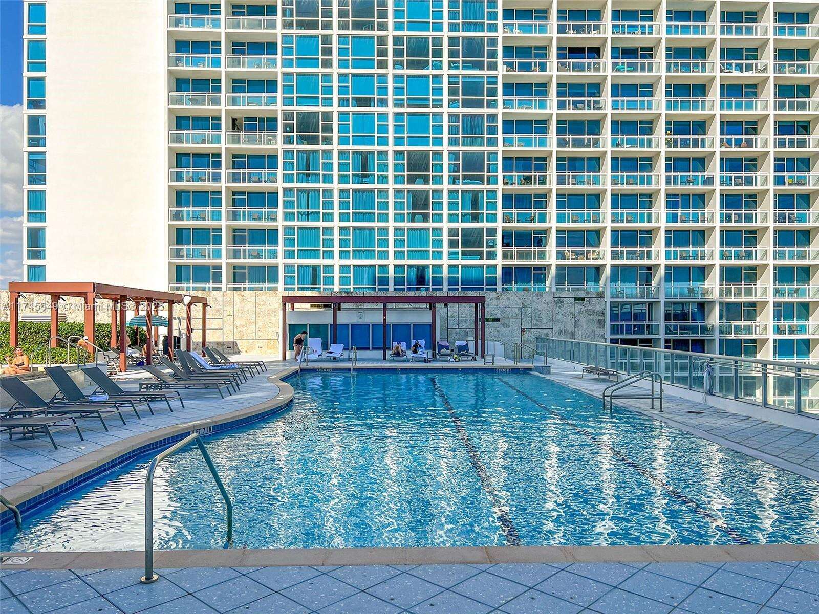 Central Carillon at 6801 Collins Ave, Miami Beach, FL 33141 - For Rent photo 56
