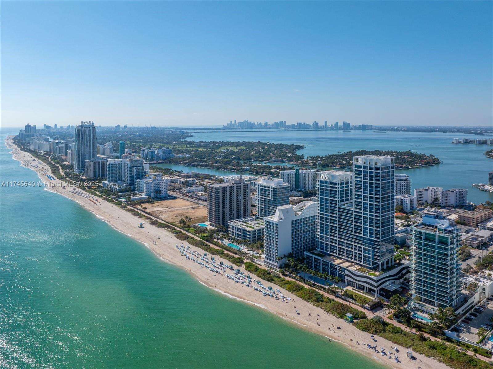 Central Carillon at 6801 Collins Ave, Miami Beach, FL 33141 - For Rent photo 90