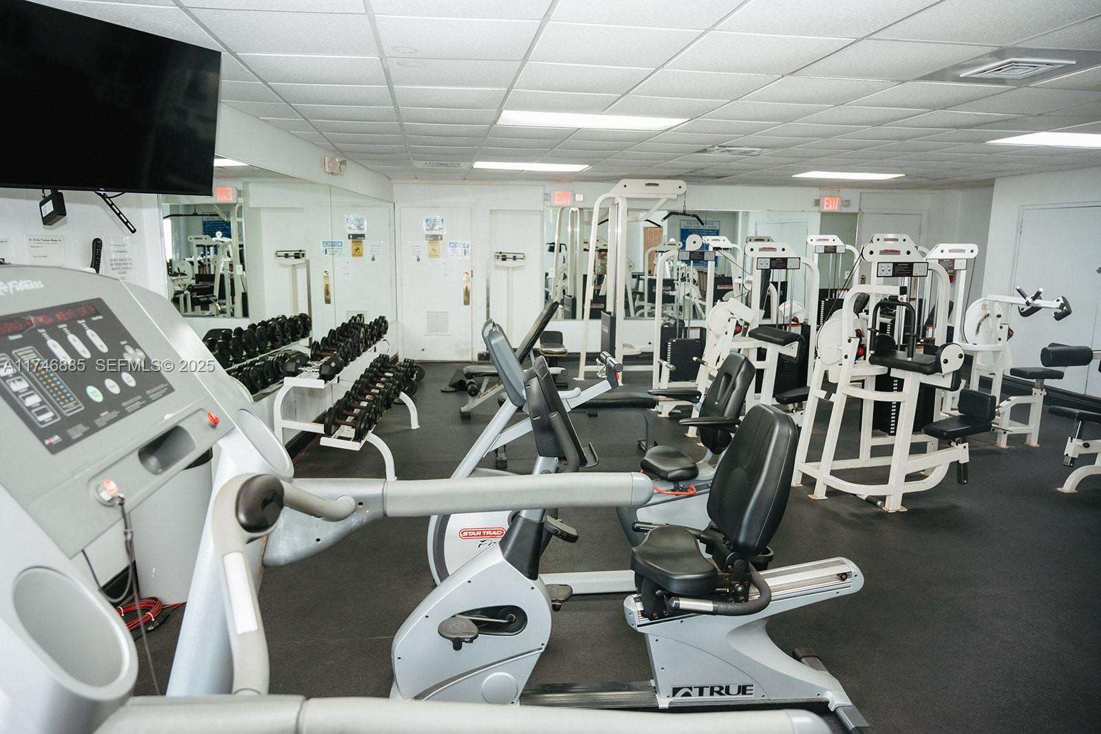 Sea Air Towers at 3725 Ocean Dr, Hollywood, FL 33019 - For Rent photo 43