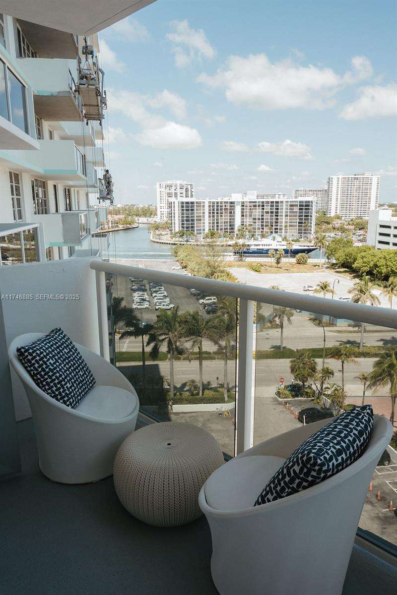 Sea Air Towers at 3725 Ocean Dr, Hollywood, FL 33019 - For Rent photo 52