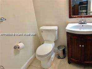 Sea Air Towers at 3725 Ocean Dr, Hollywood, FL 33019 - For Rent photo 13