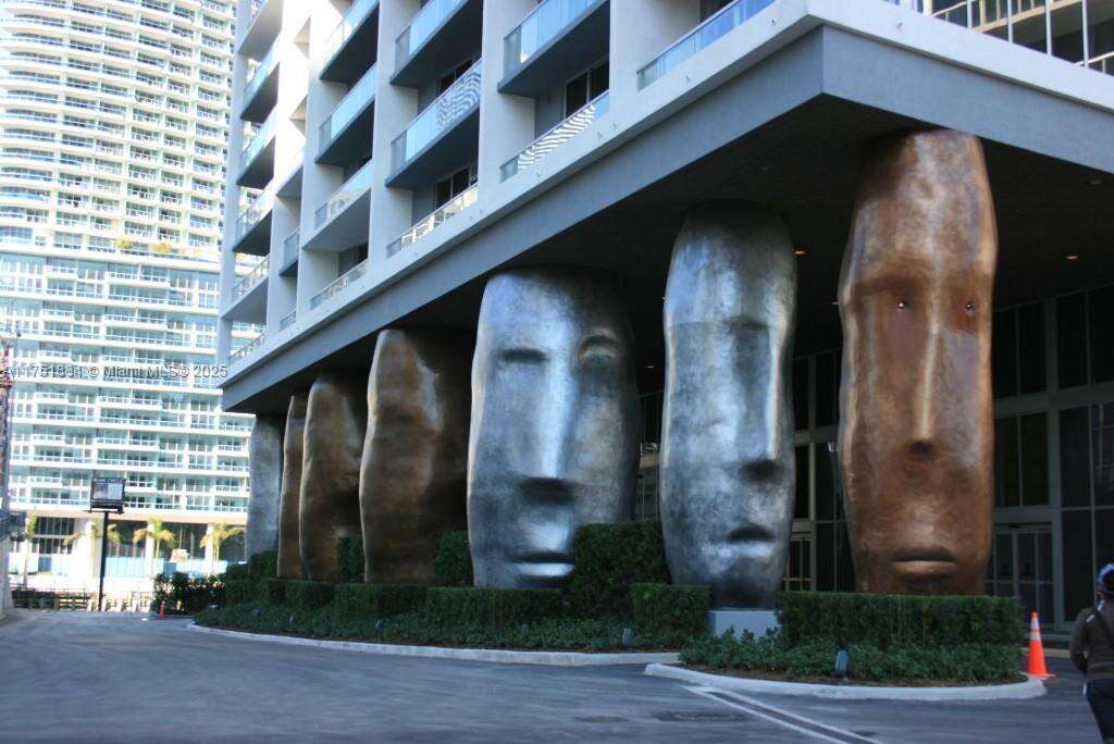 Icon Brickell 1 at 465 Brickell Ave, Miami, FL 33131 - For Rent photo 1