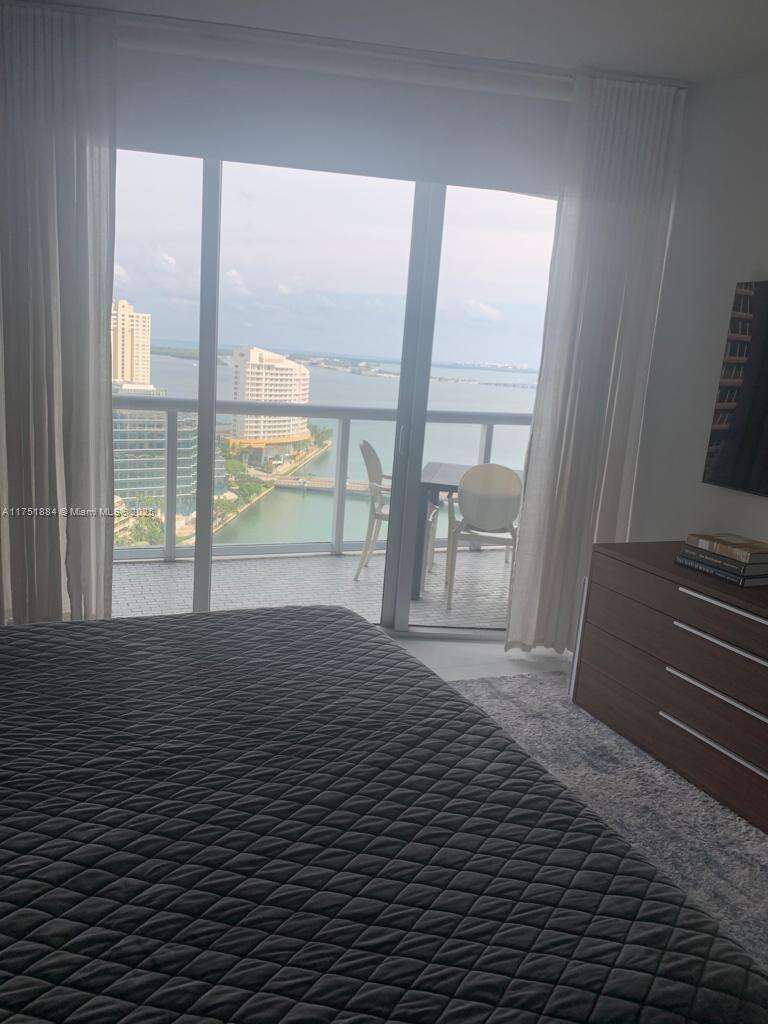 Icon Brickell 1 at 465 Brickell Ave, Miami, FL 33131 - For Rent photo 12