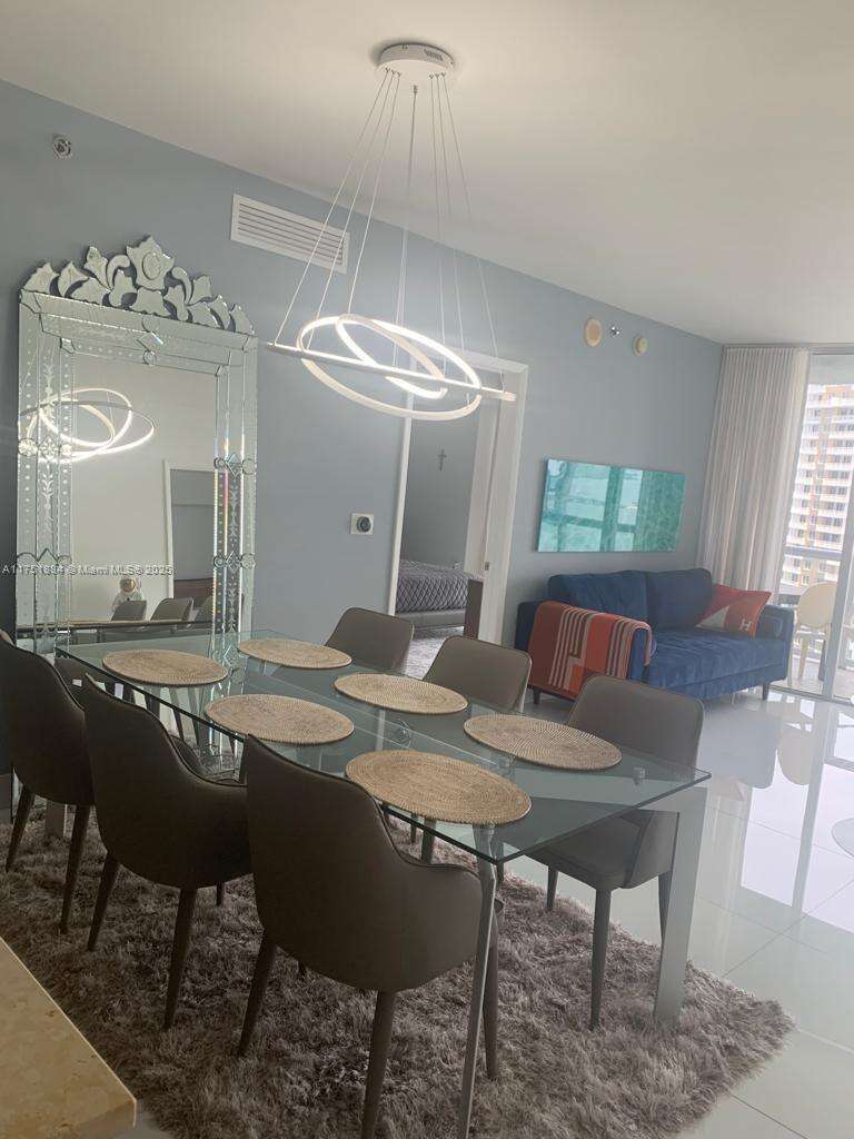 Icon Brickell 1 at 465 Brickell Ave, Miami, FL 33131 - For Rent photo 6