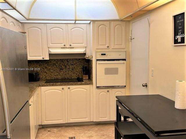 Sian Ocean Residences at 4001 Ocean Dr, Hollywood, FL 33019 - For Rent photo 11