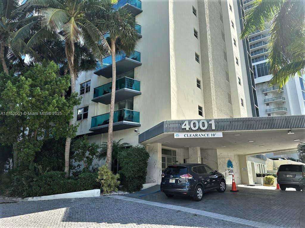 Sian Ocean Residences at 4001 Ocean Dr, Hollywood, FL 33019 - For Rent photo 12