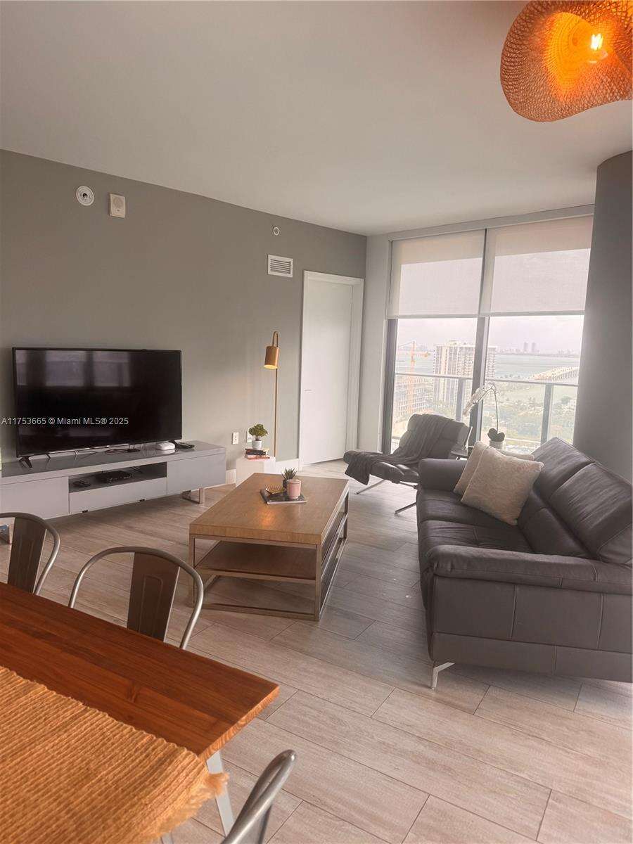 Hyde Midtown at 121 34 St, Miami, FL 33137 - For Rent photo 4