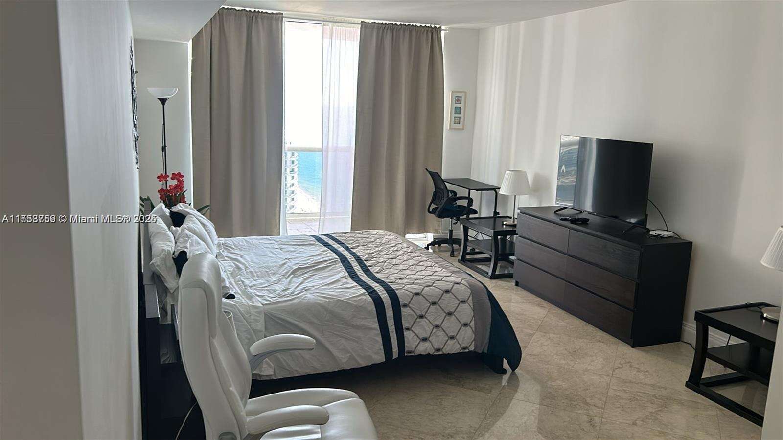 The Beach Club Two at 1830 Ocean Dr, Hallandale Beach, FL 33009 - For Rent photo 16