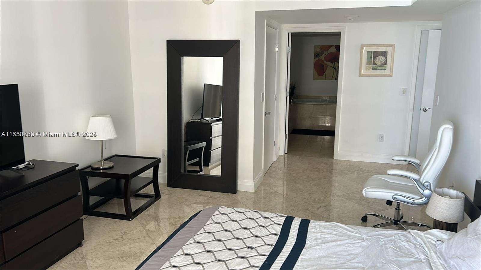 The Beach Club Two at 1830 Ocean Dr, Hallandale Beach, FL 33009 - For Rent photo 18