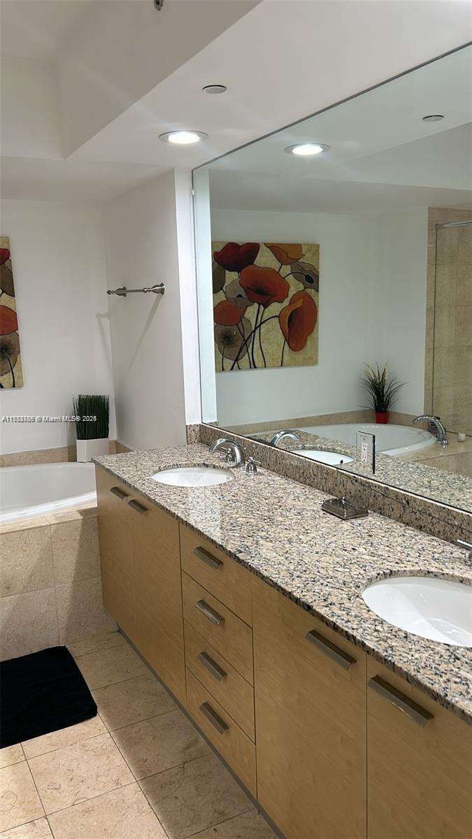 The Beach Club Two at 1830 Ocean Dr, Hallandale Beach, FL 33009 - For Rent photo 20