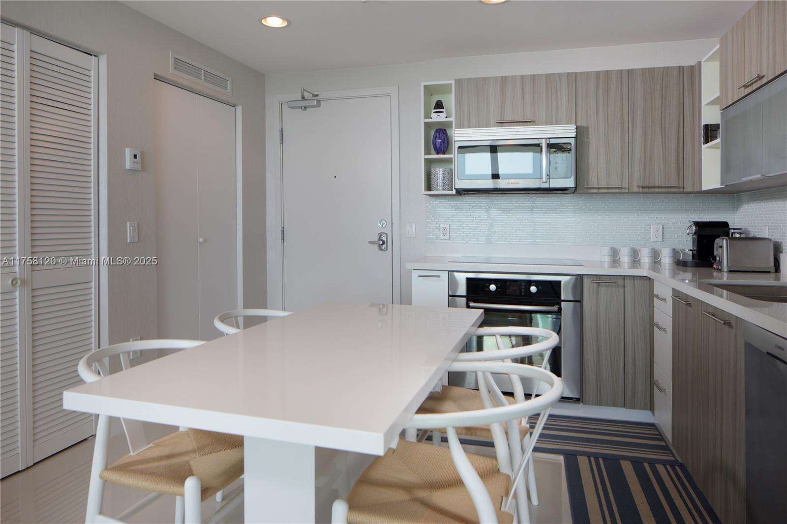 Eden House at 6700 Indian Creek Dr, Miami Beach, FL 33141 - For Rent photo 11
