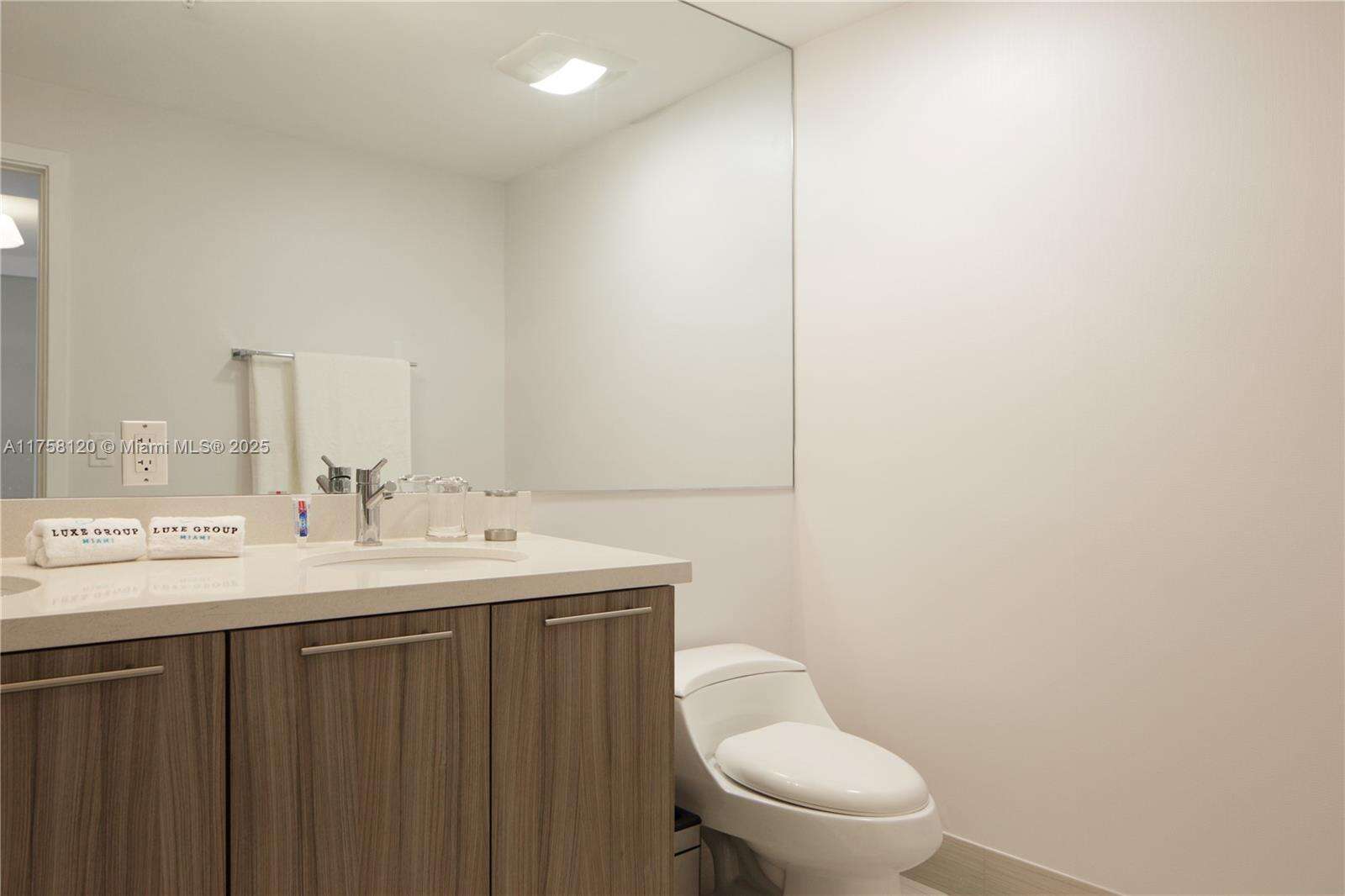 Eden House at 6700 Indian Creek Dr, Miami Beach, FL 33141 - For Rent photo 18