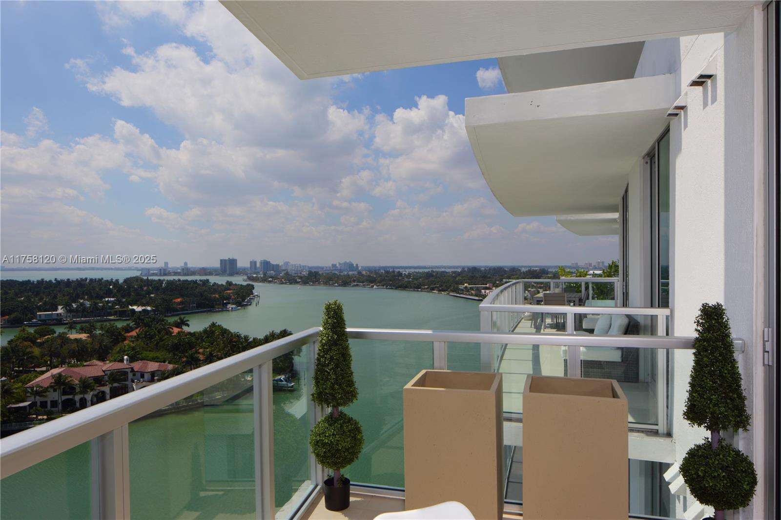 Eden House at 6700 Indian Creek Dr, Miami Beach, FL 33141 - For Rent photo 3