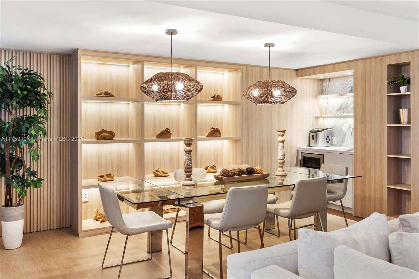 Roney Palace at Miami Beach, FL 33139 - For Rent photo 11