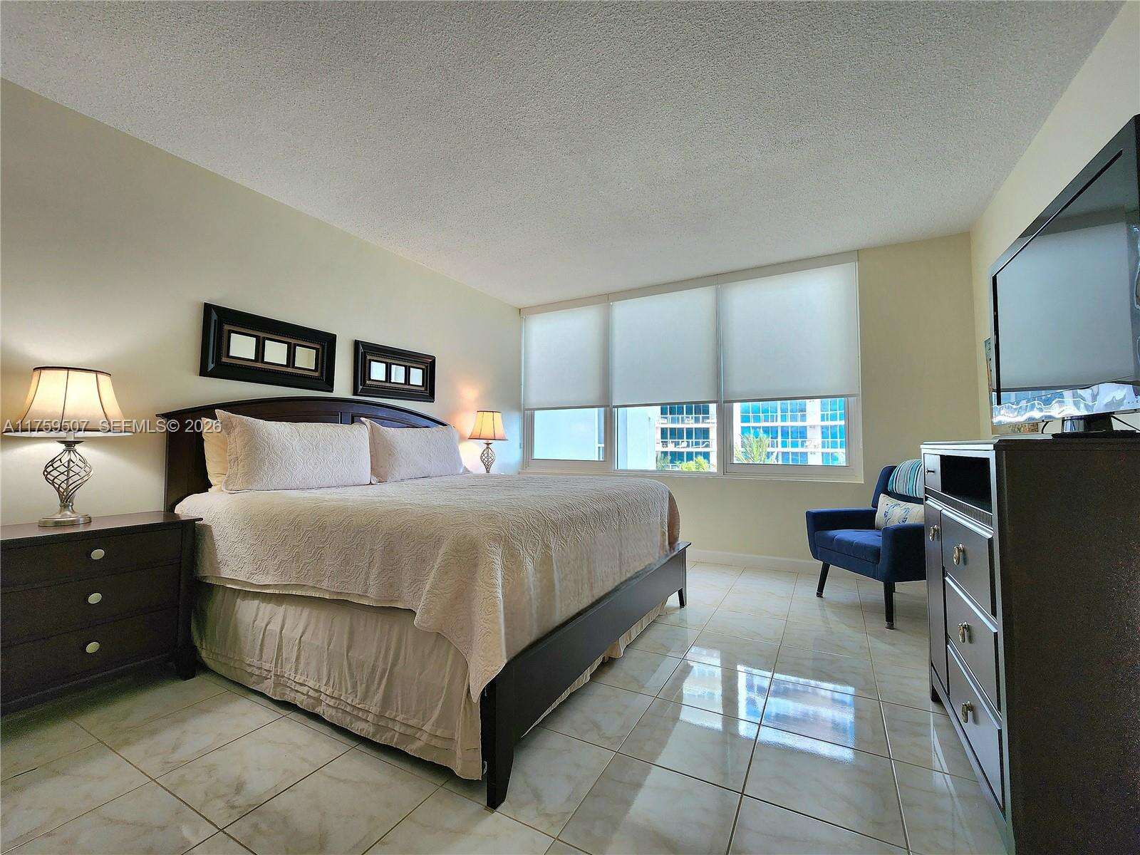 Alexander Towers at 3505 Ocean Dr, Hollywood, FL 33019 - For Rent photo 11
