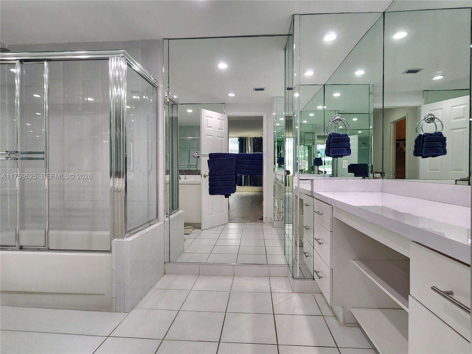 Alexander Towers at 3505 Ocean Dr, Hollywood, FL 33019 - For Rent photo 18
