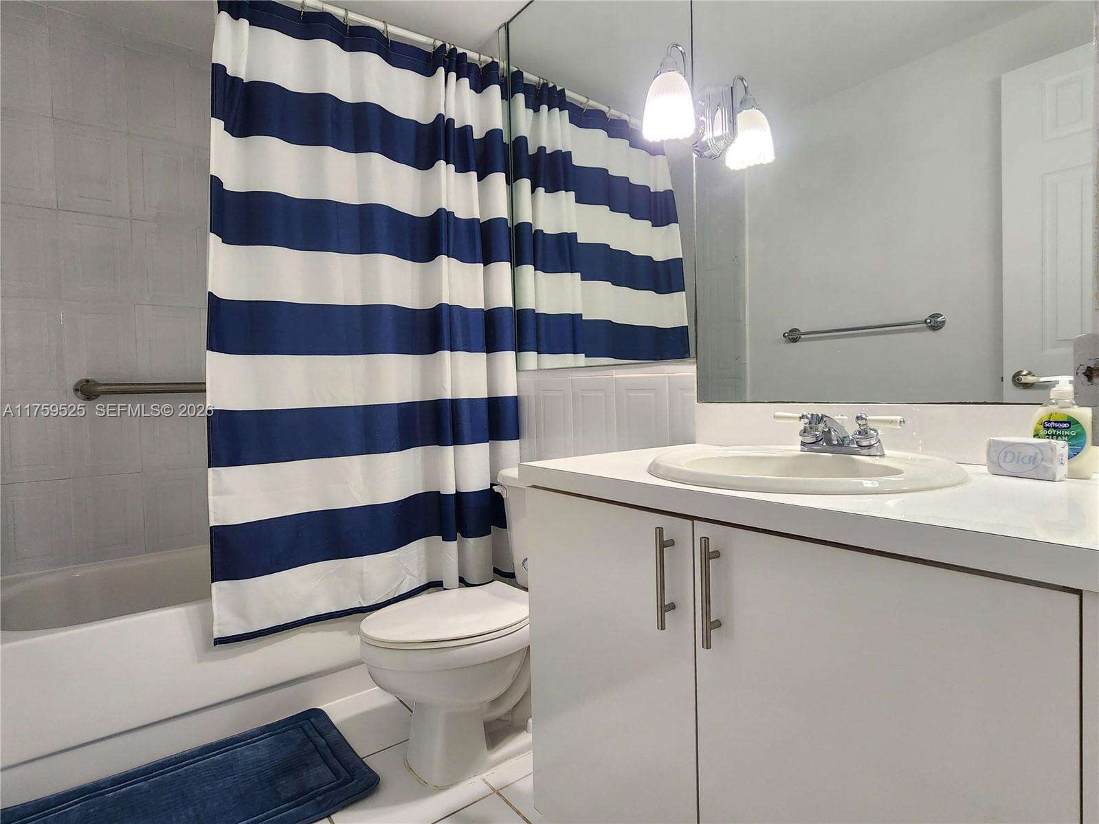 Alexander Towers at 3505 Ocean Dr, Hollywood, FL 33019 - For Rent photo 20