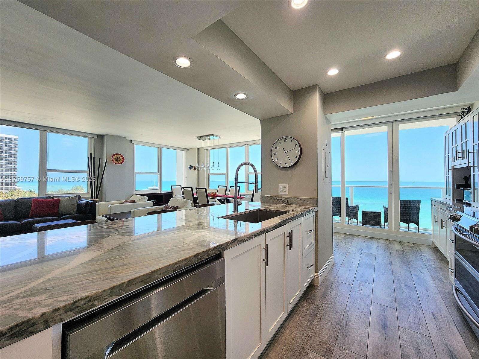 Alexander Towers at 3505 Ocean Dr, Hollywood, FL 33019 - For Rent photo 15