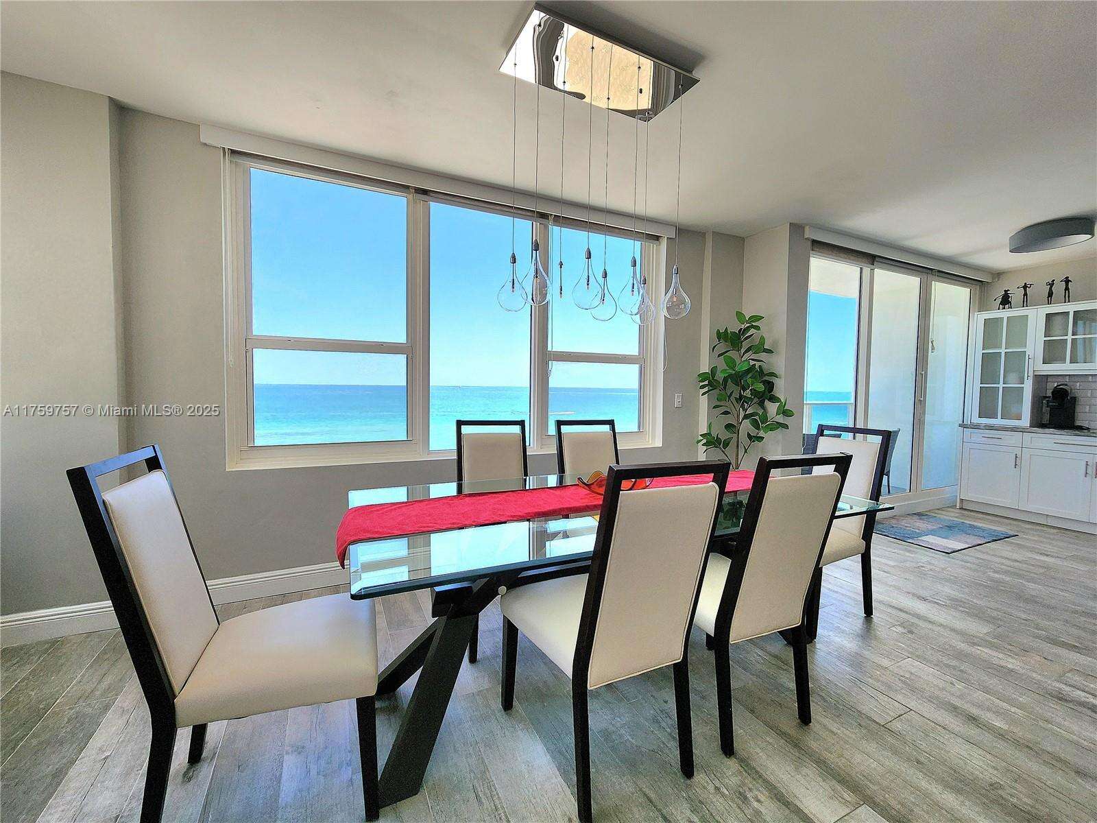 Alexander Towers at 3505 Ocean Dr, Hollywood, FL 33019 - For Rent photo 9