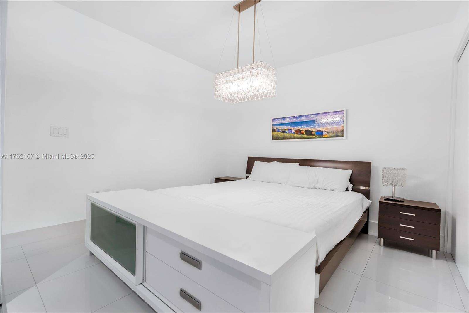 The Beach Club Two at 1830 Ocean Dr, Hallandale Beach, FL 33009 - For Rent photo 13