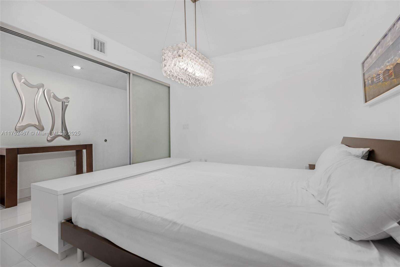 The Beach Club Two at 1830 Ocean Dr, Hallandale Beach, FL 33009 - For Rent photo 15