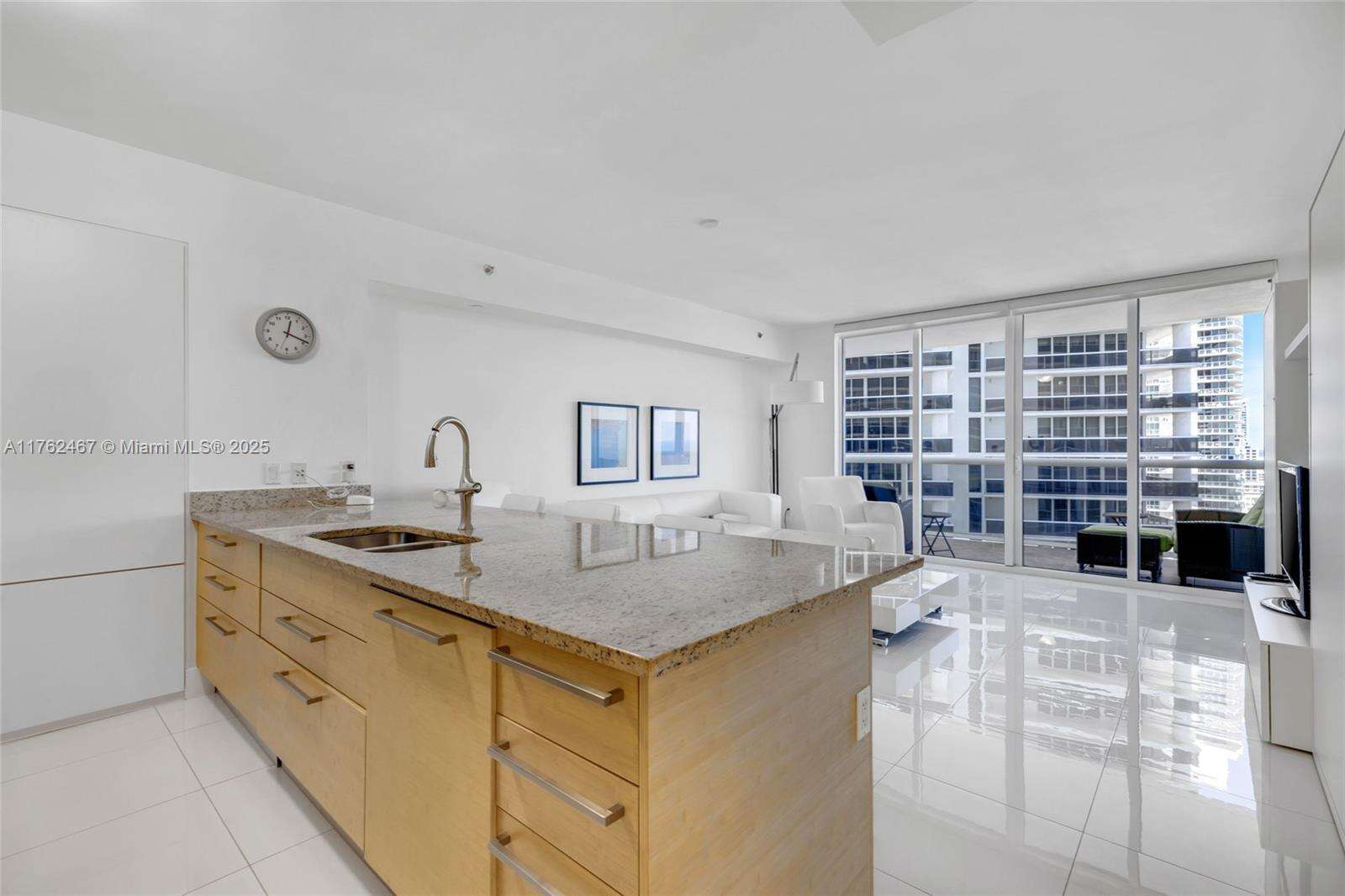 The Beach Club Two at 1830 Ocean Dr, Hallandale Beach, FL 33009 - For Rent photo 5