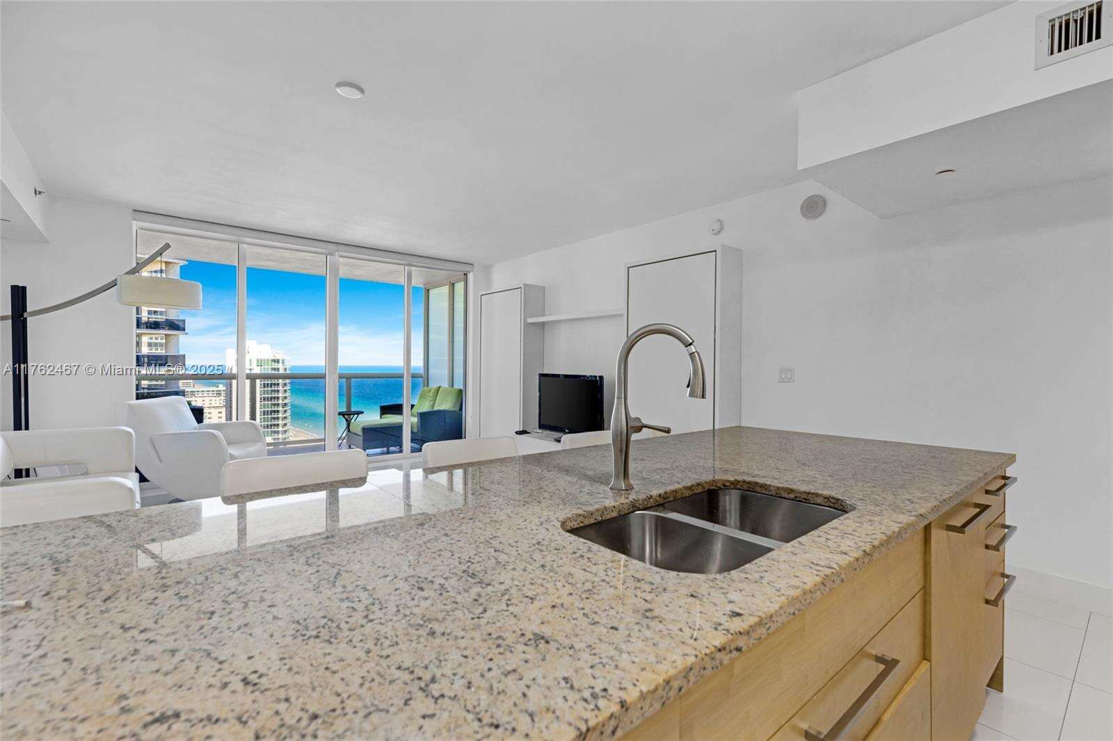 The Beach Club Two at 1830 Ocean Dr, Hallandale Beach, FL 33009 - For Rent photo 7