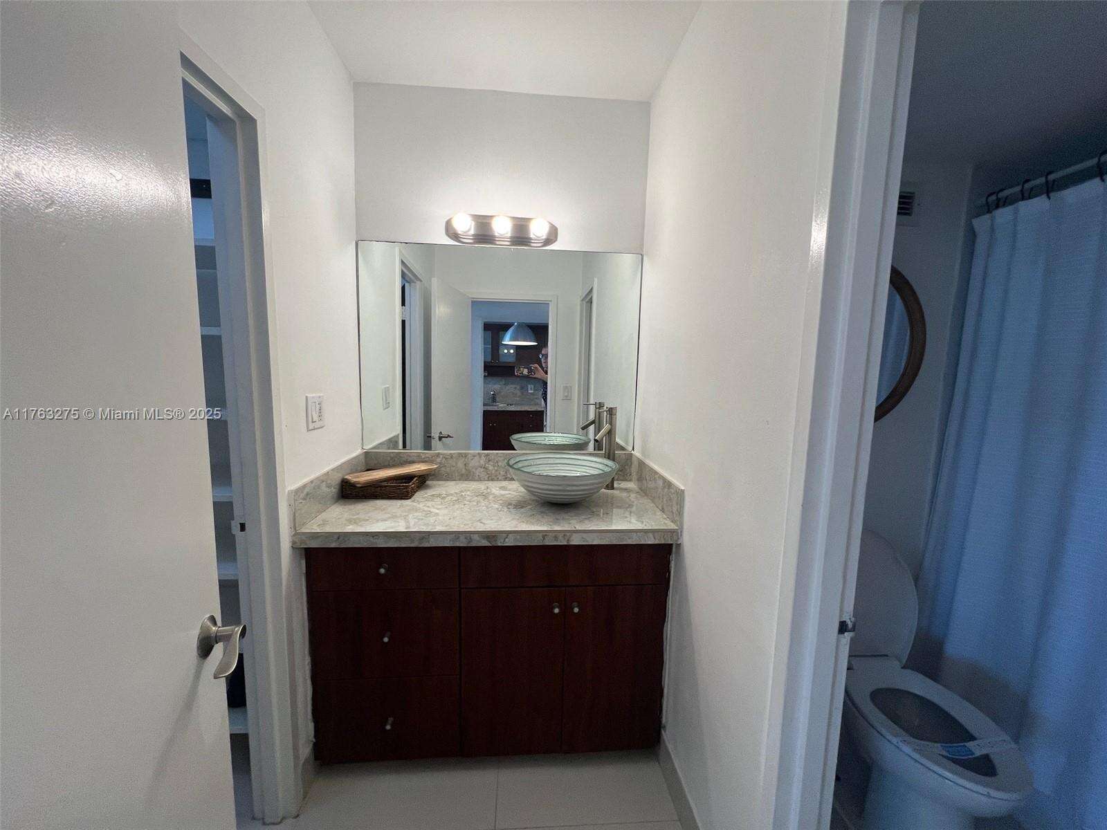 Decoplage at 100 Lincoln Rd, Miami Beach, FL 33139 - For Rent photo 22