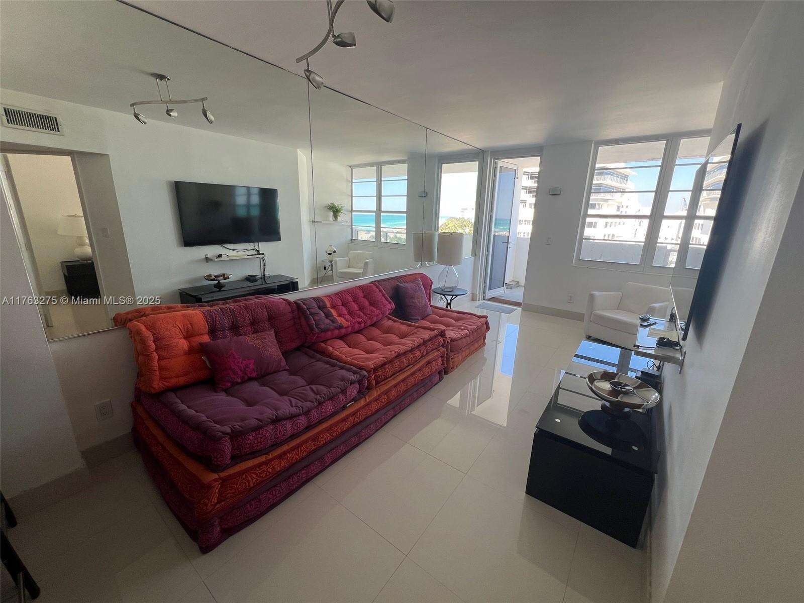 Decoplage at 100 Lincoln Rd, Miami Beach, FL 33139 - For Rent photo 5